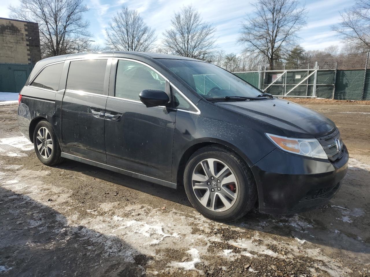 2011 Honda Odyssey - Image 4