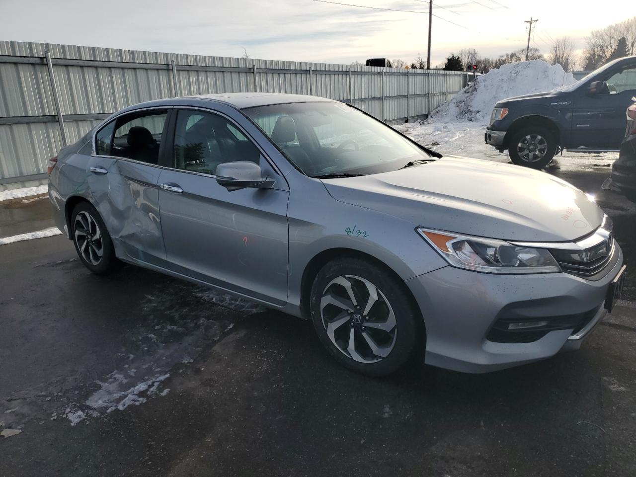 2017 Honda Accord - Image 4