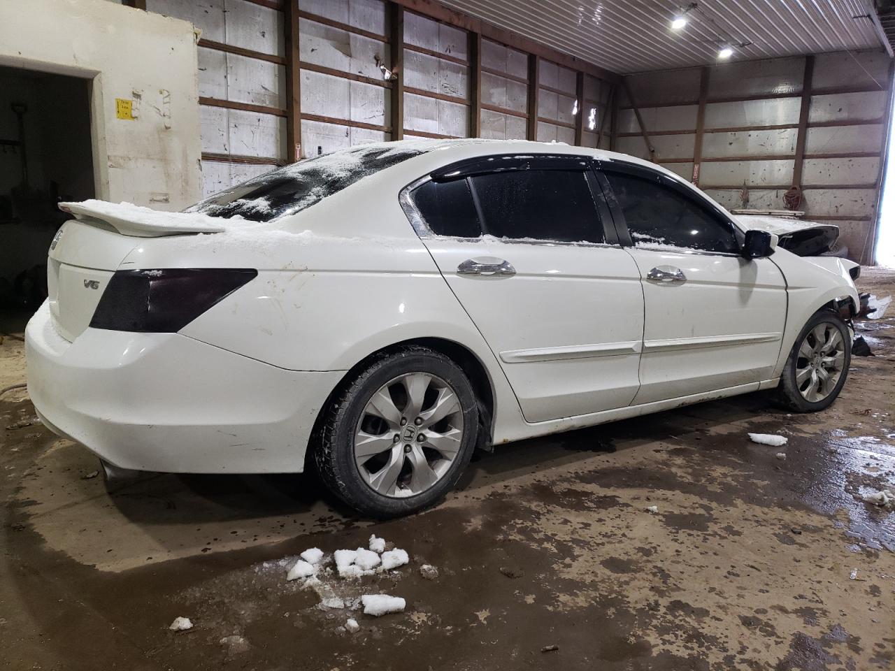 2010 Honda Accord - Image 3