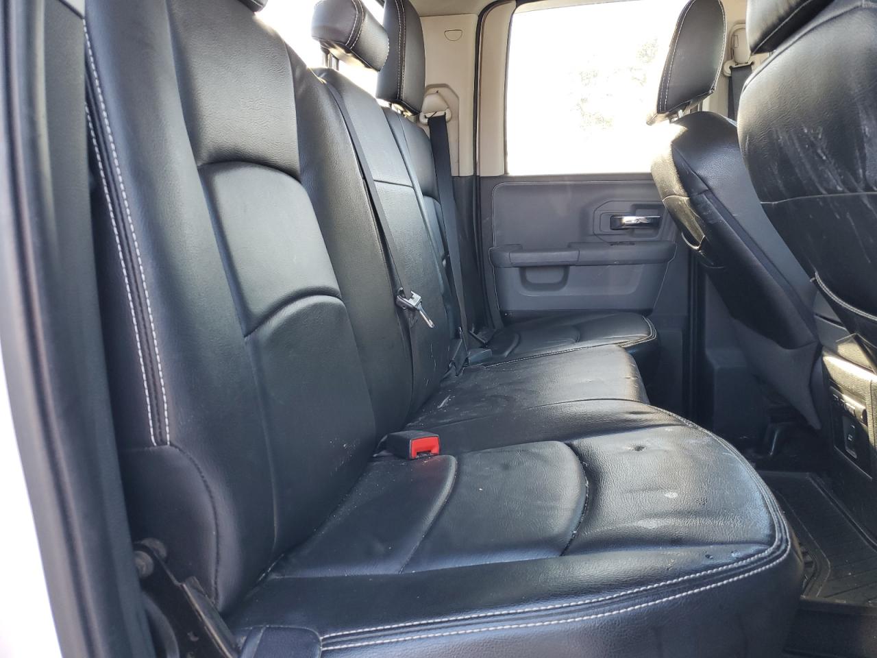 2013 RAM 1500 - Image 10