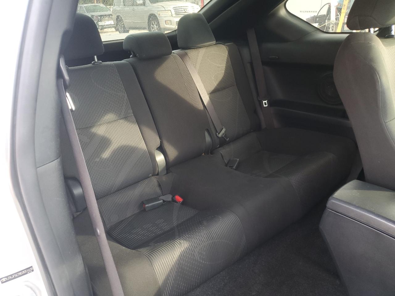 2013 Scion tC - Image 10