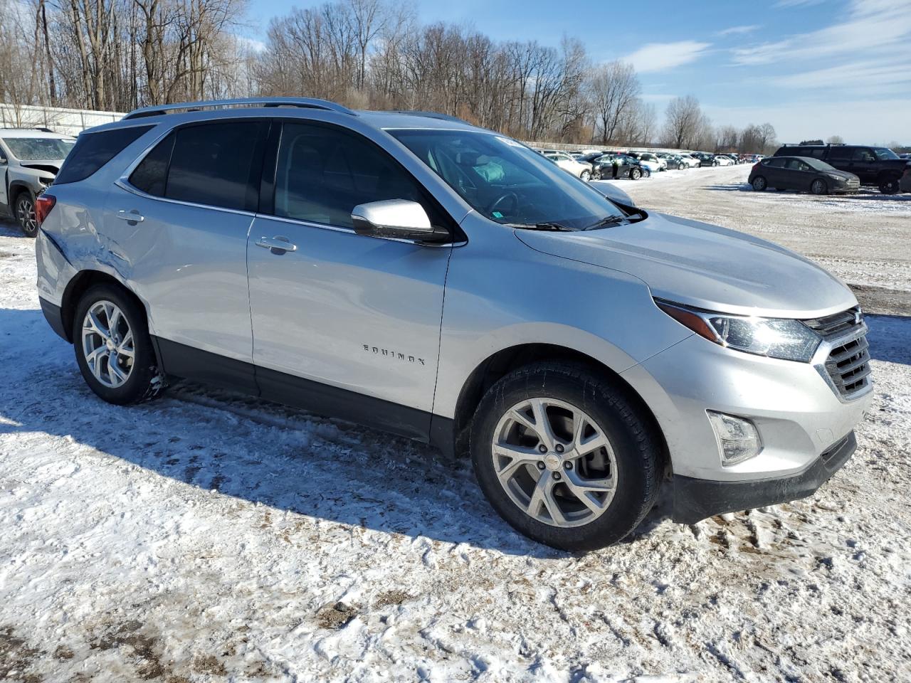 2019 Chevrolet Equinox - Image 4