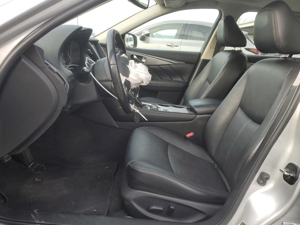 2015 Infiniti Q50 - Image 7
