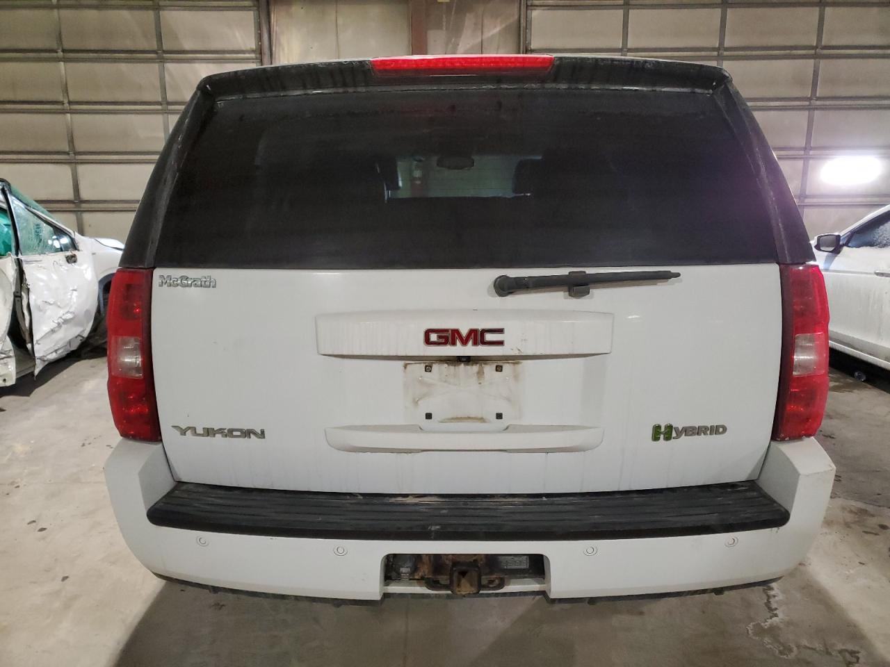 2011 GMC Yukon - Image 6