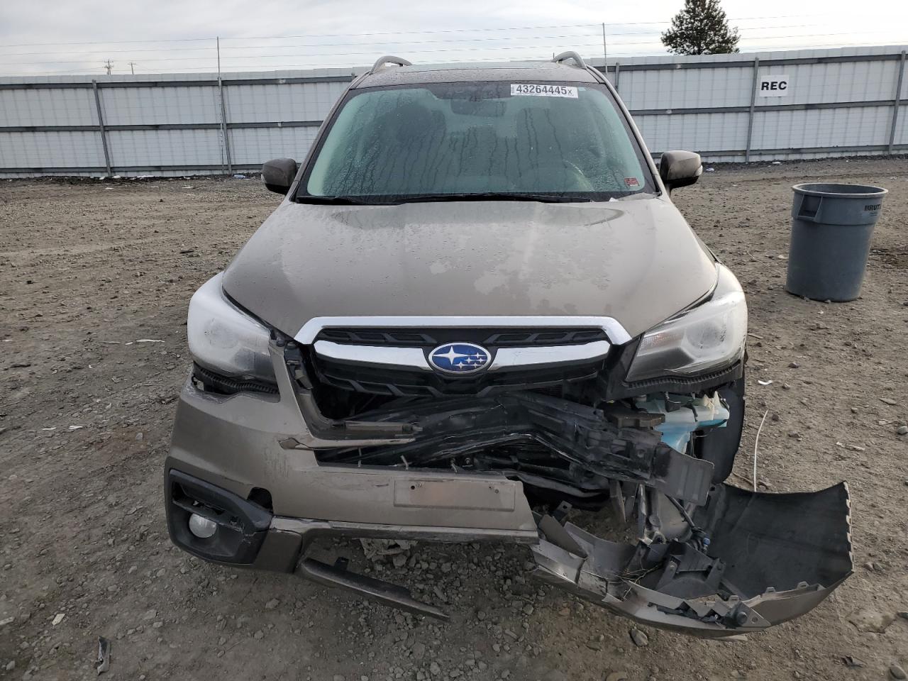 2017 Subaru Forester - Image 5