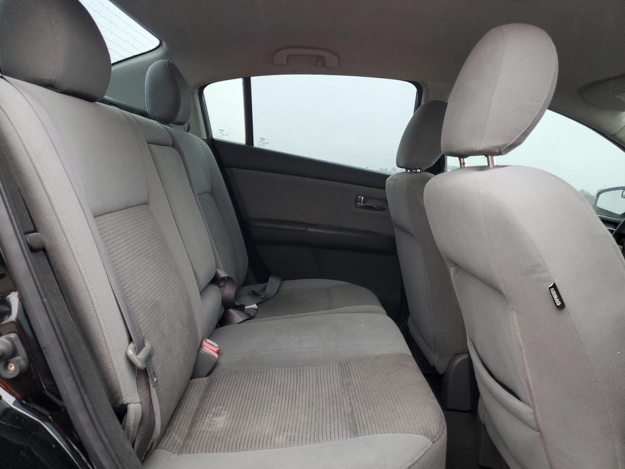 2012 Nissan Sentra - Image 10