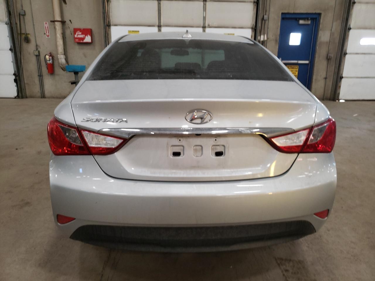 2014 Hyundai Sonata - Image 6