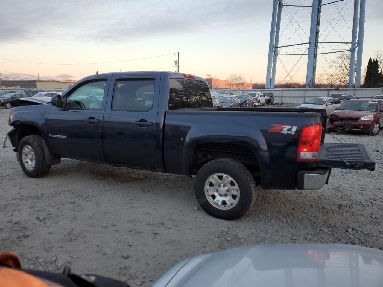 2008 GMC Sierra - Image 2