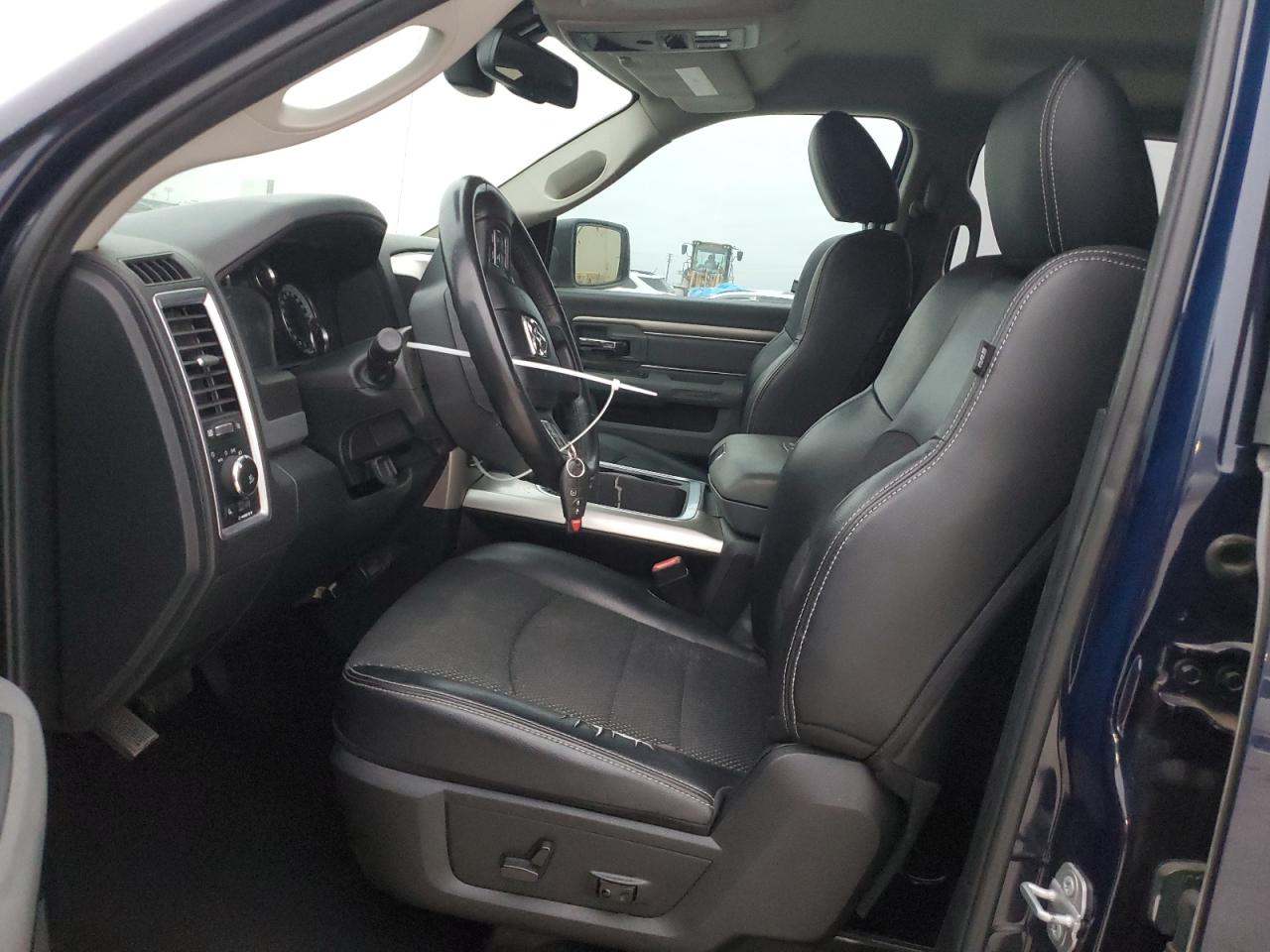 2018 RAM 1500 - Image 7