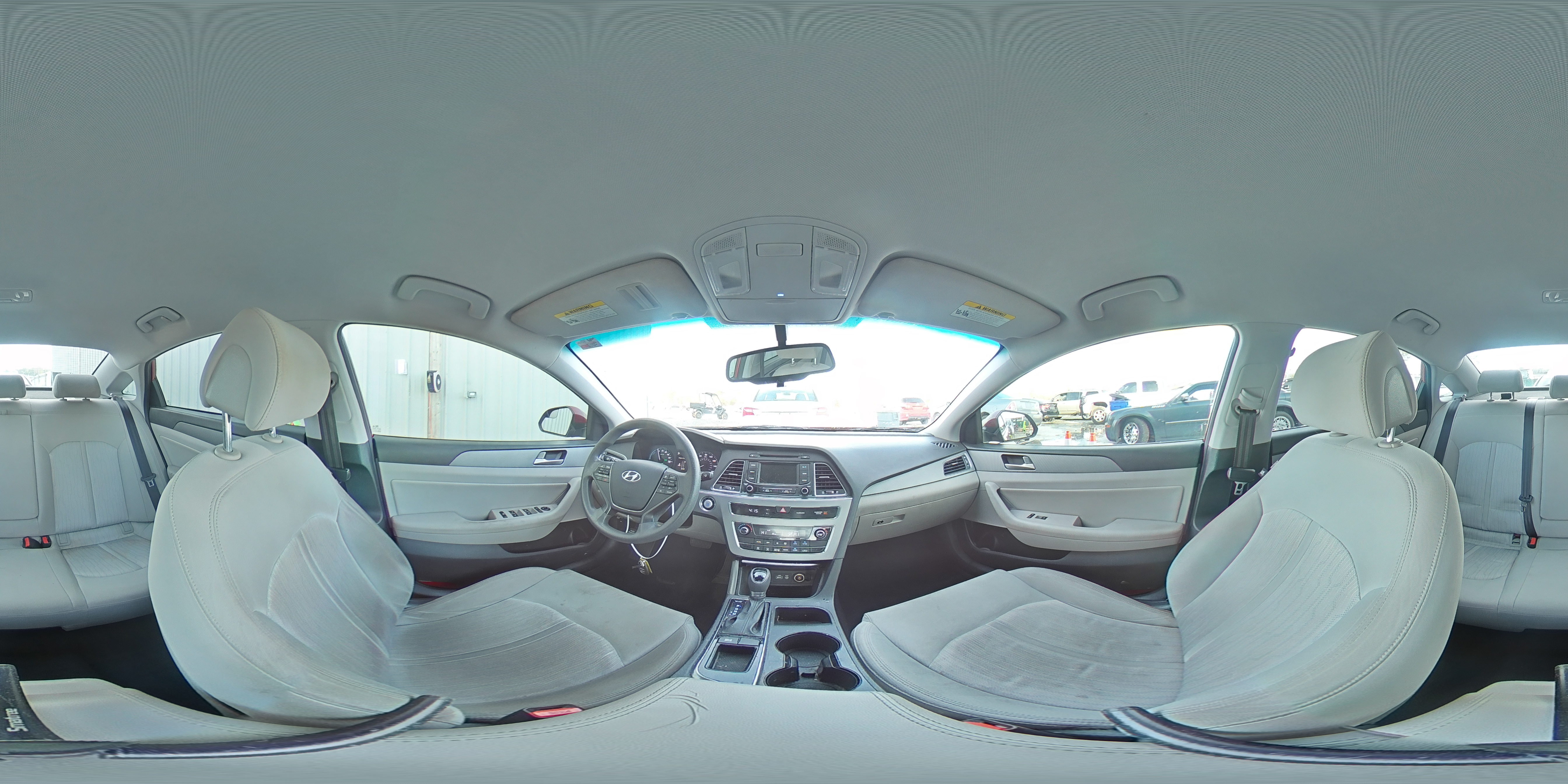 2016 Hyundai Sonata - Image 14
