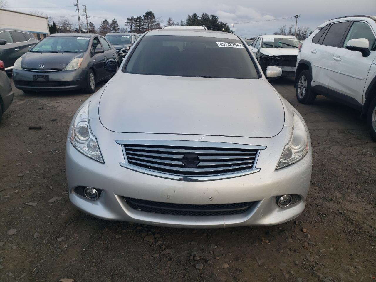 2015 Infiniti Q40 - Image 5
