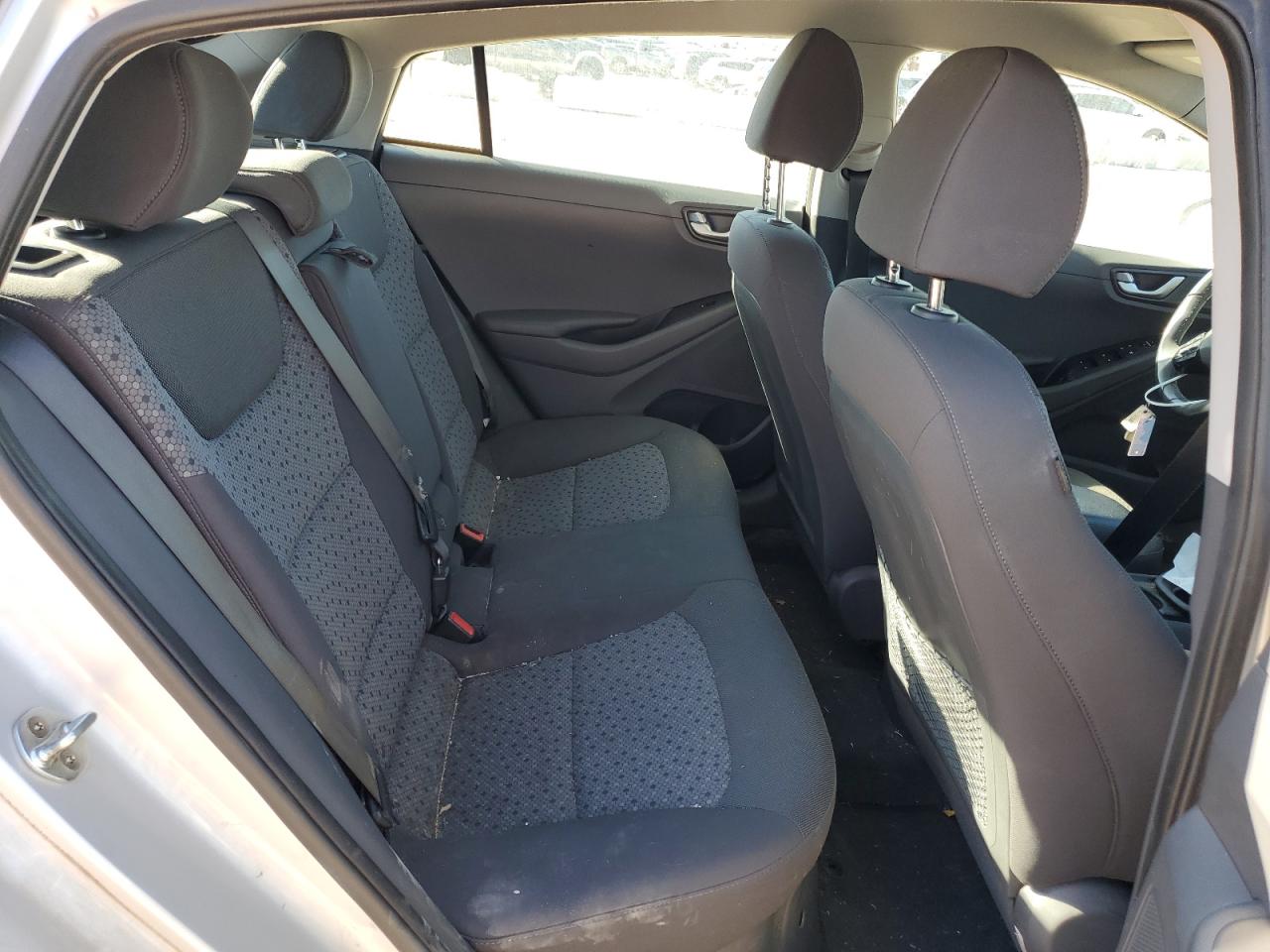 2017 Hyundai IONIQ - Image 10