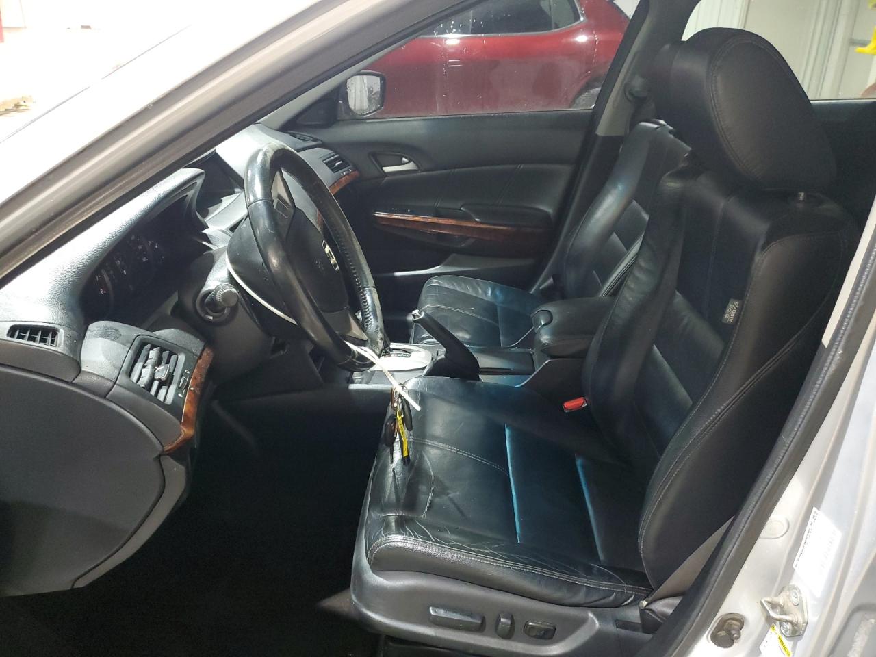 2010 Honda Accord - Image 7