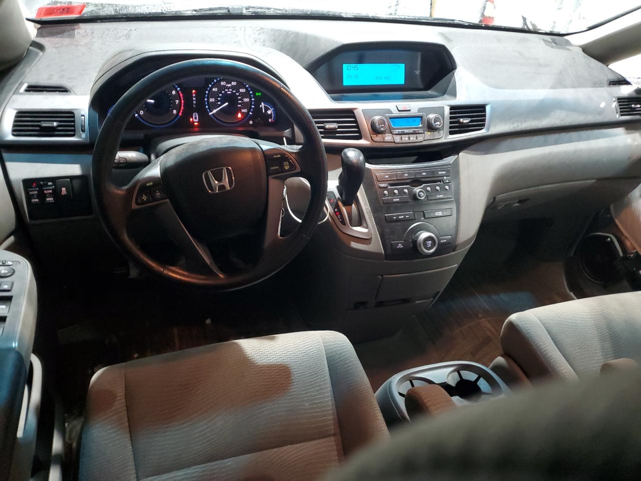2011 Honda Odyssey - Image 8