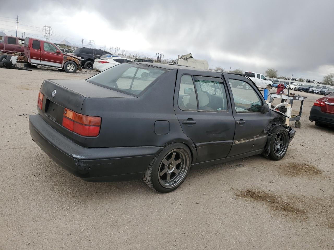 1996 Volkswagen Jetta - Image 3