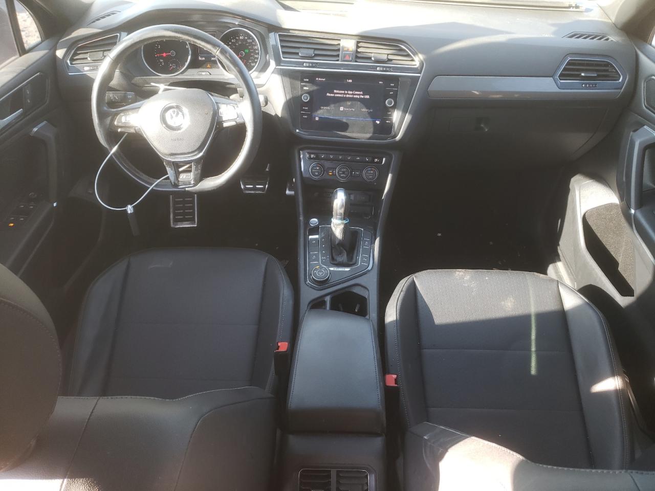 2018 Volkswagen Tiguan - Image 8