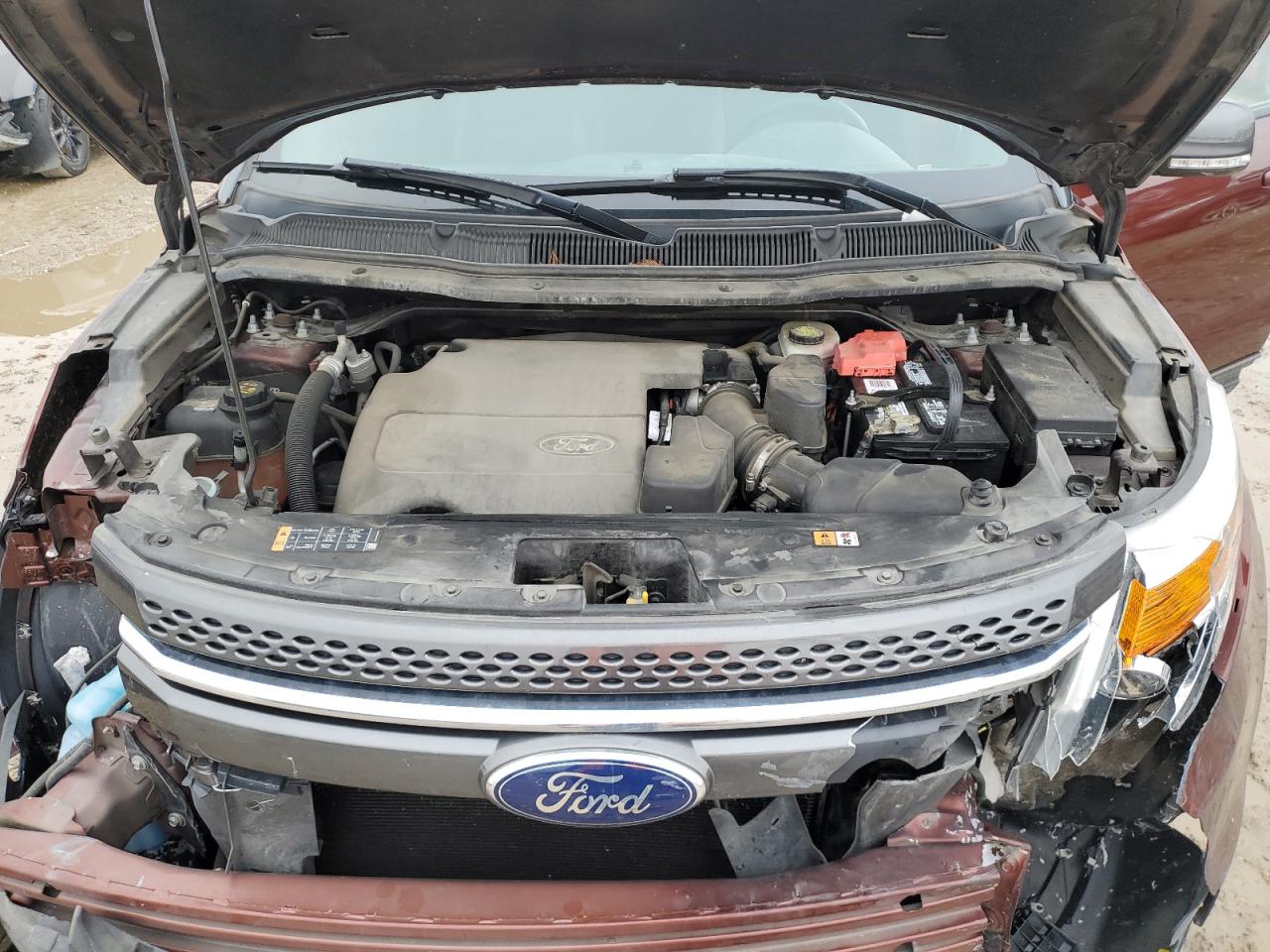 2015 Ford Explorer - Image 12