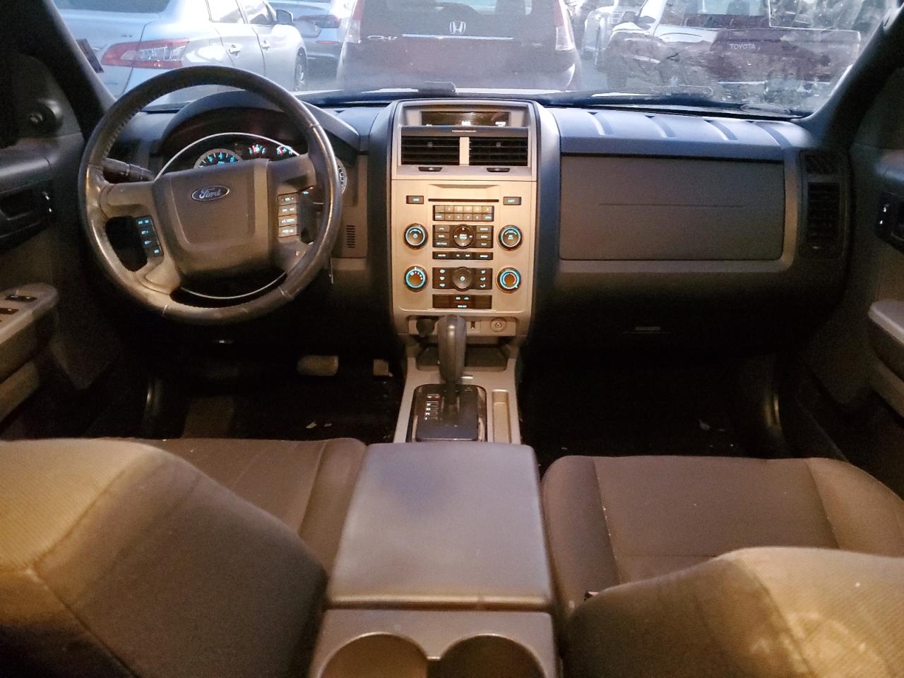 2011 Ford Escape - Image 8
