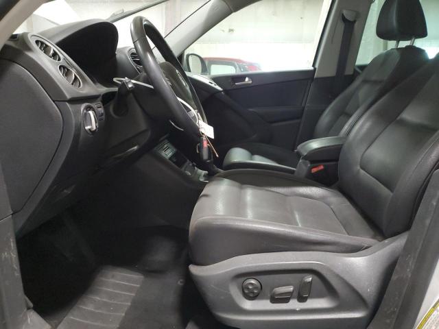  VOLKSWAGEN TIGUAN 2016 Сріблястий