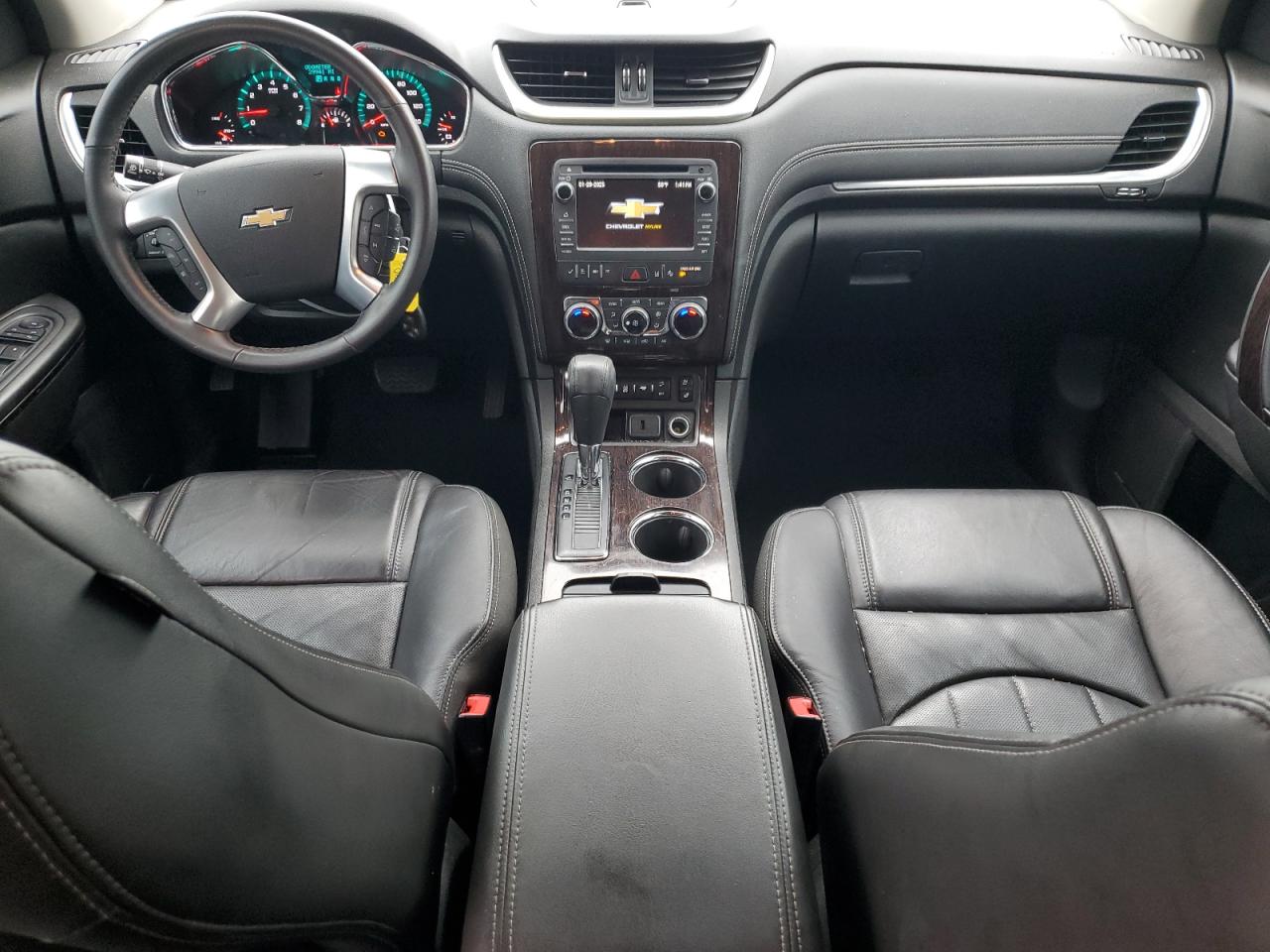 2017 Chevrolet Traverse - Image 8