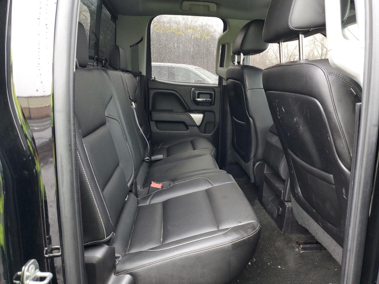 2014 Chevrolet Silverado - Image 10
