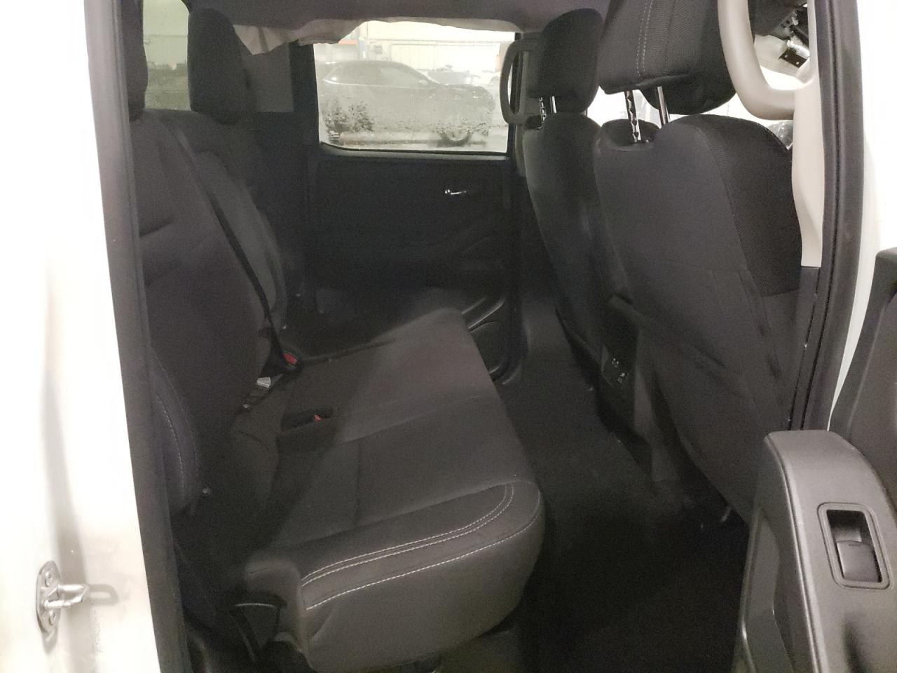 2024 Nissan Navara (Frontier) - Image 10