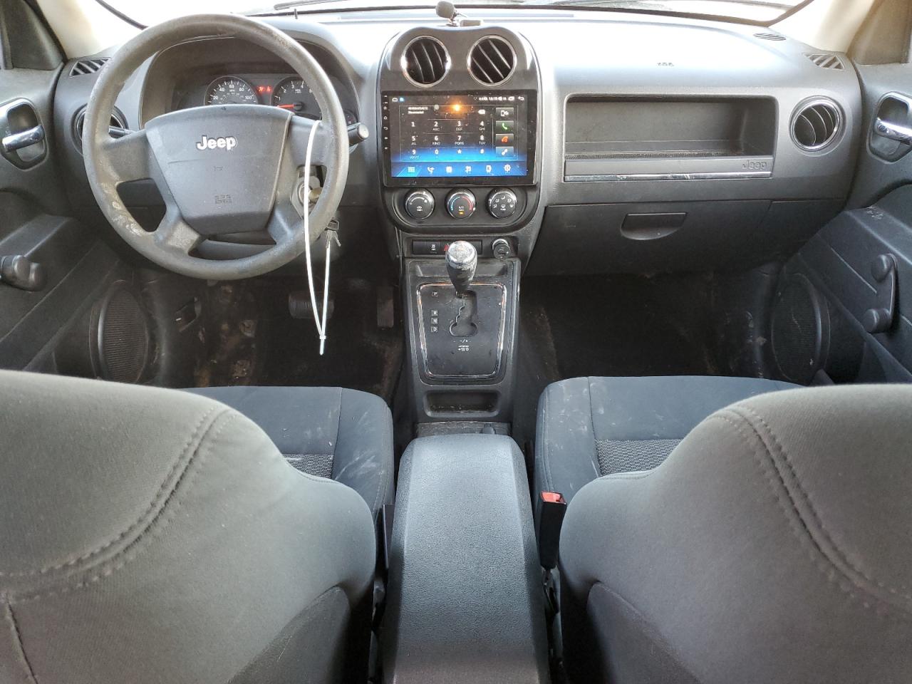 2010 Jeep Liberty (Patriot) - Image 8