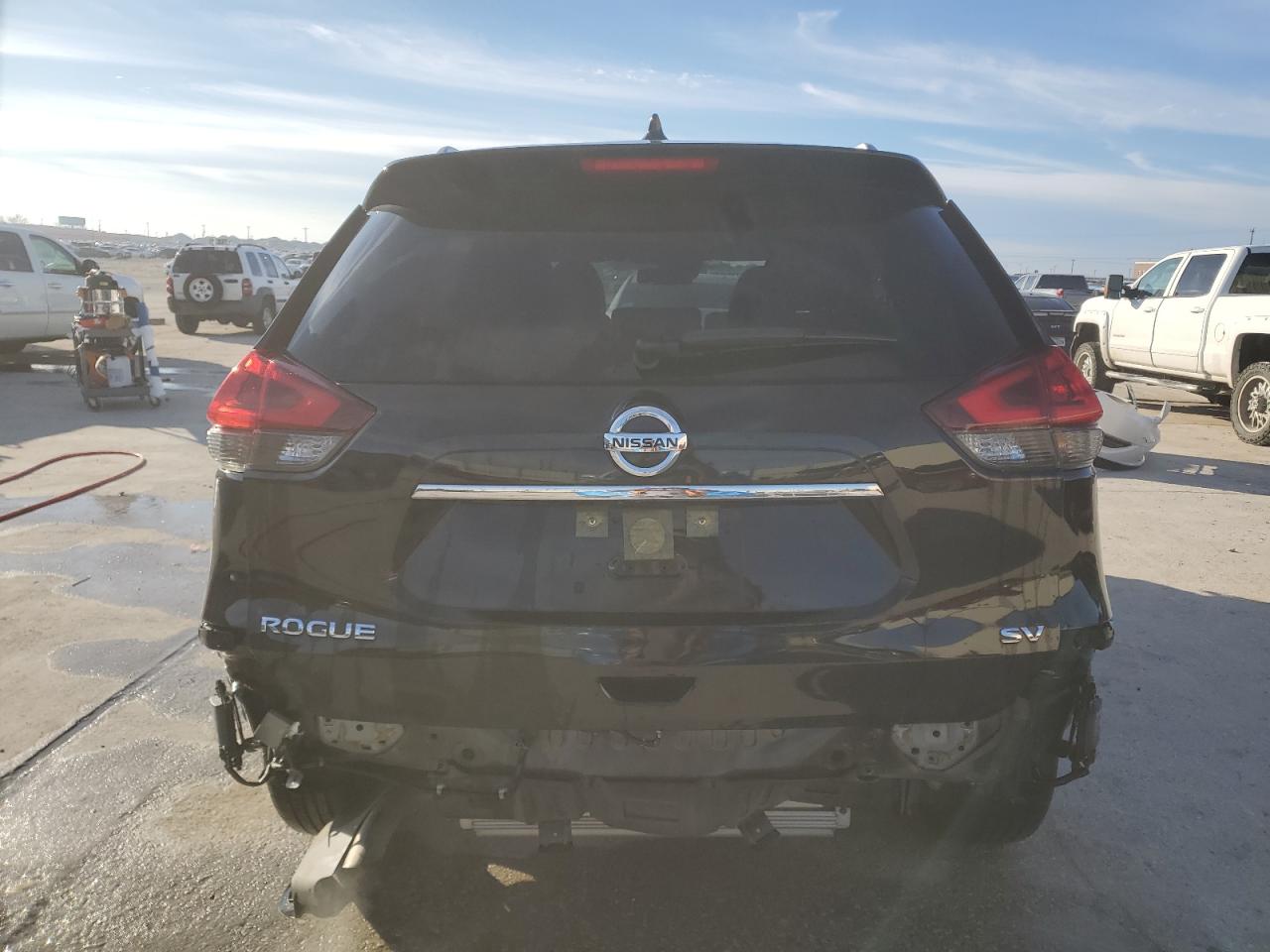 2019 Nissan Rogue - Image 6