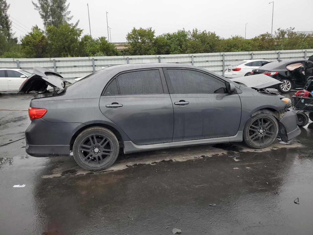 2010 Toyota Corolla - Image 3
