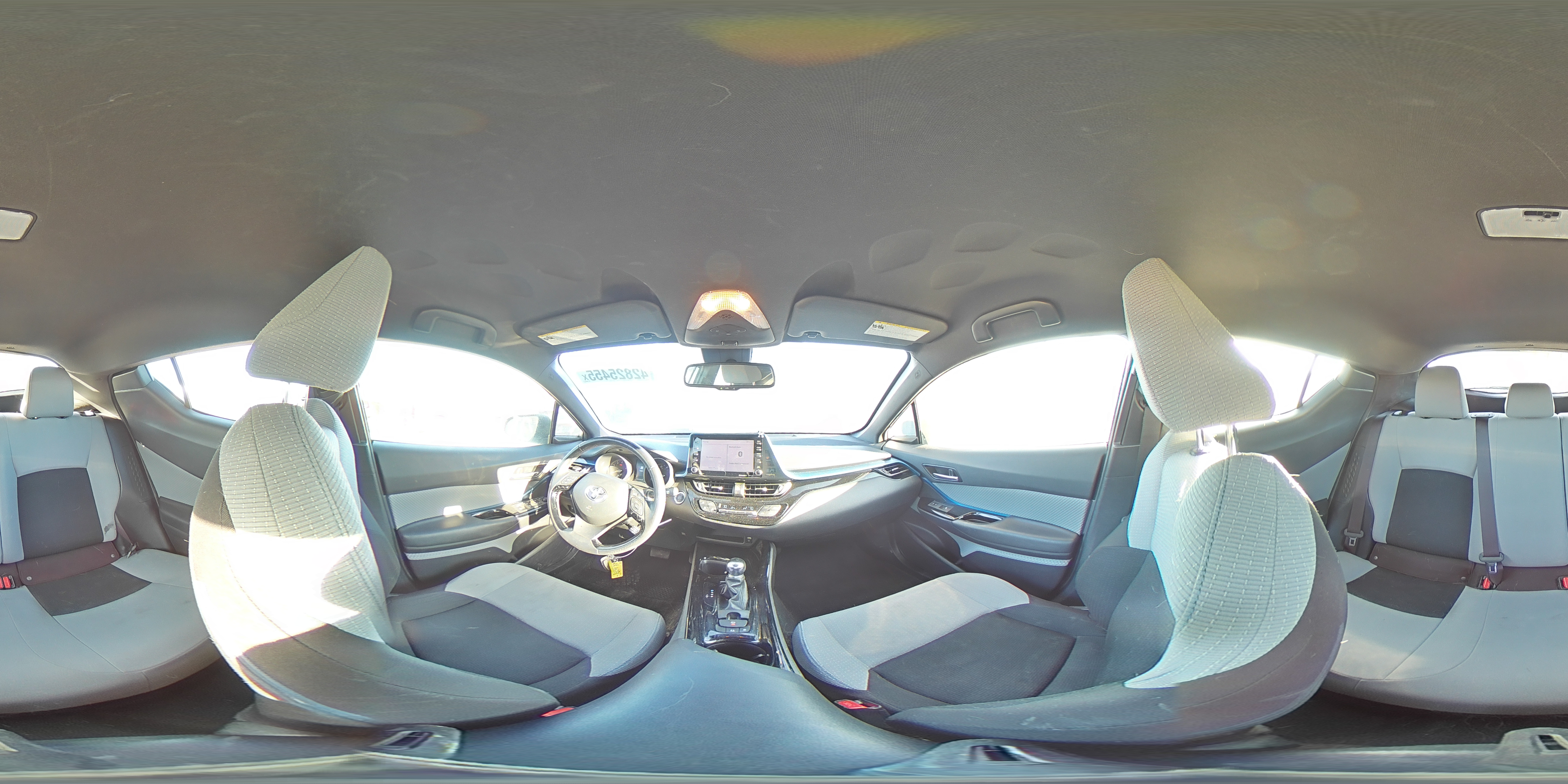 2019 Toyota C-HR - Image 15