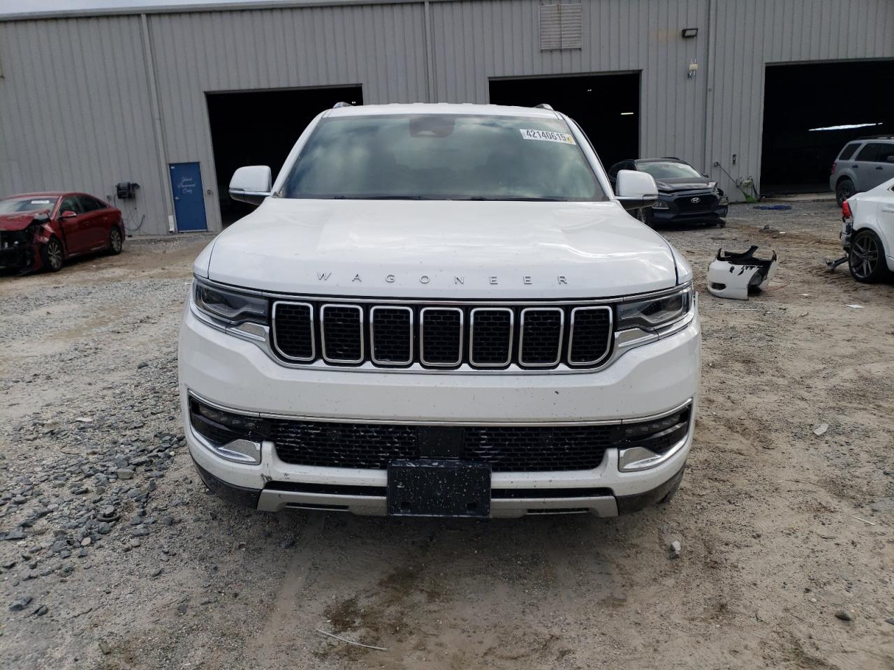 2022 Jeep Grand Wagoneer - Image 5