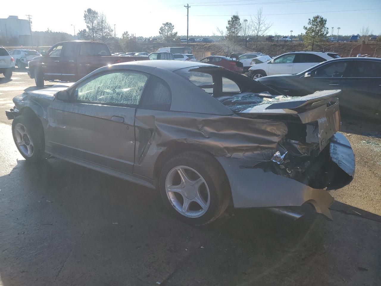 2001 Ford Mustang - Image 2