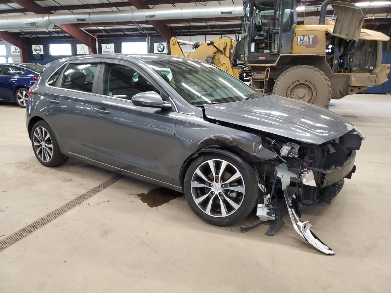 2018 Hyundai Elantra - Image 4