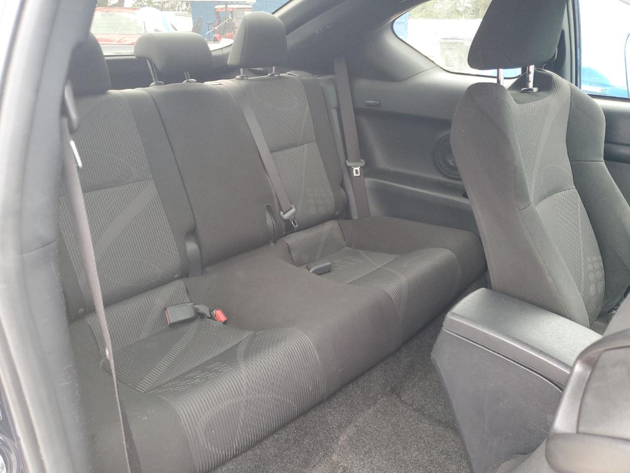 2013 Scion tC - Image 10