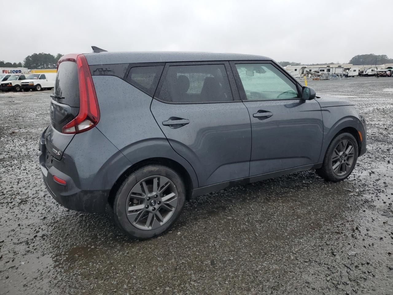 2021 Kia Soul - Image 3