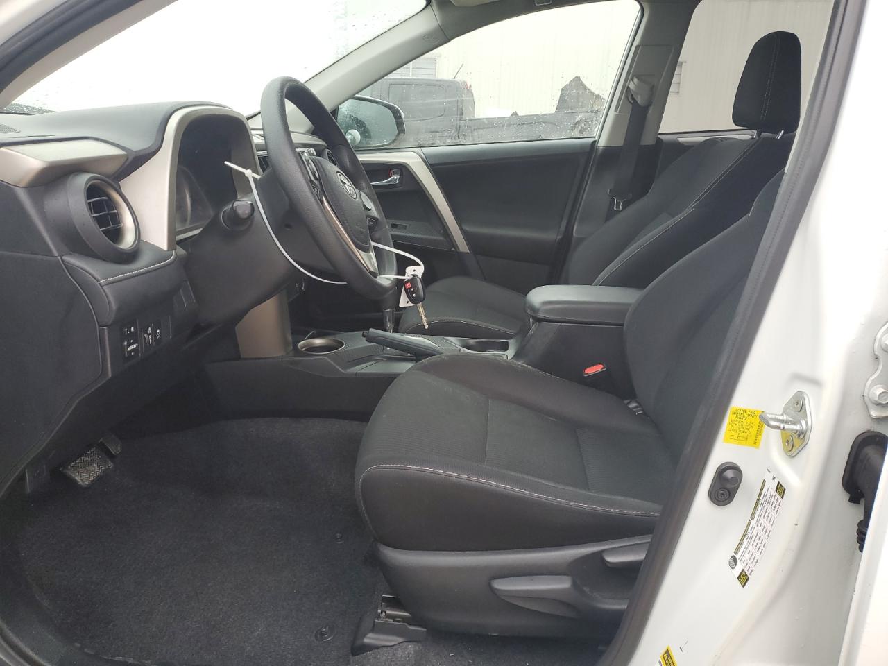 2014 Toyota RAV 4 - Image 7