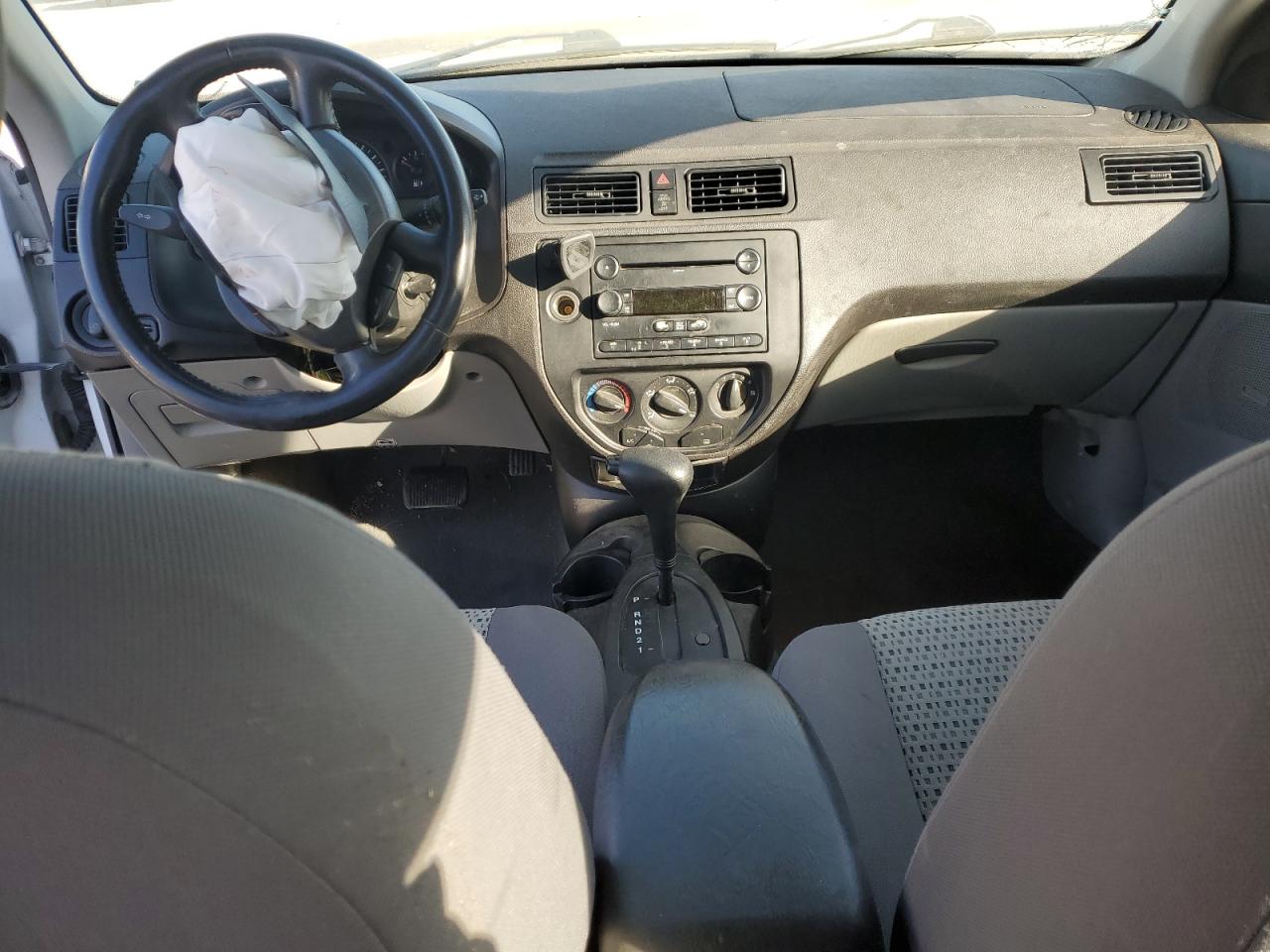 2007 Ford Focus - Image 8