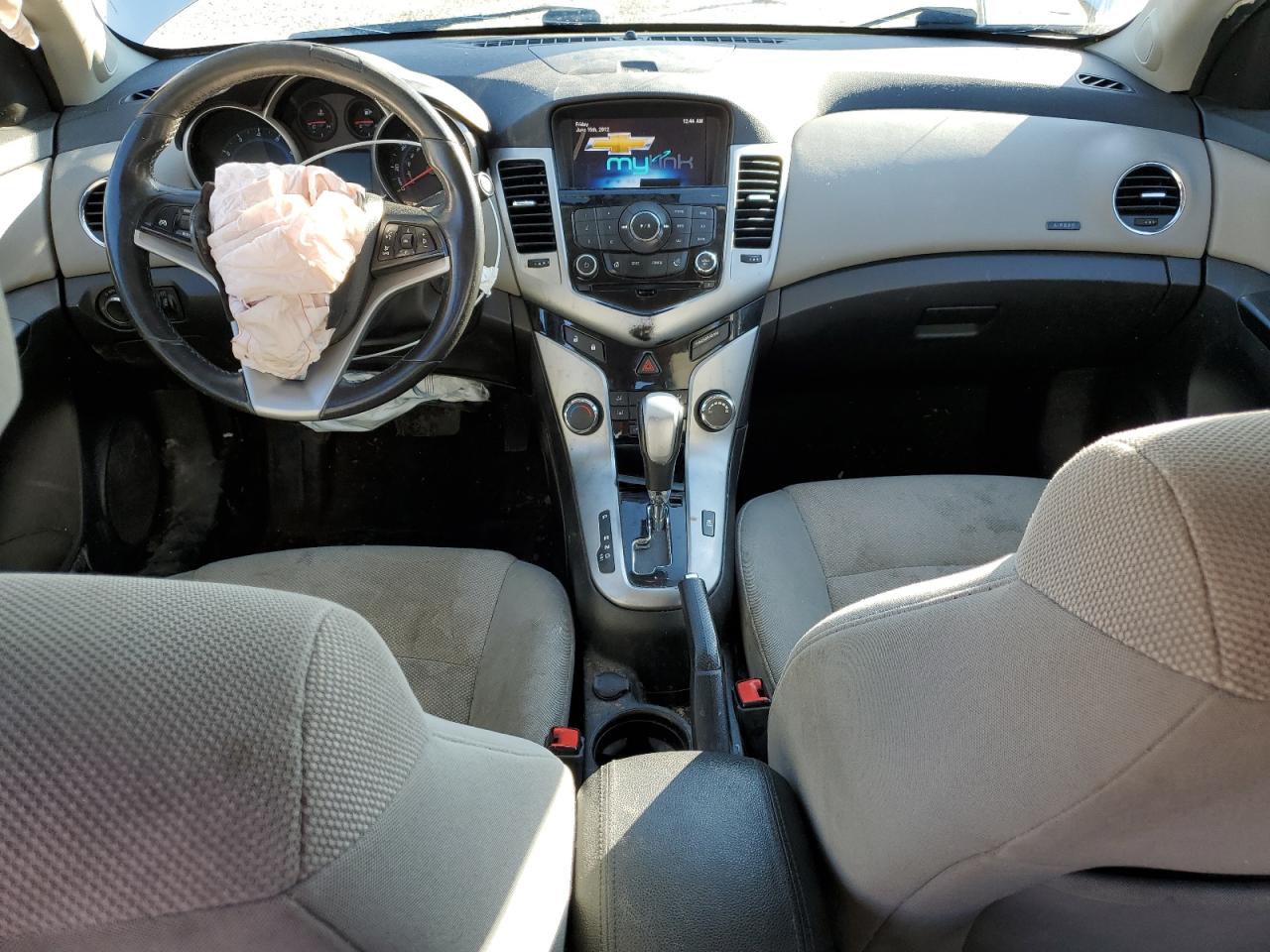 2013 Chevrolet Cruze - Image 8