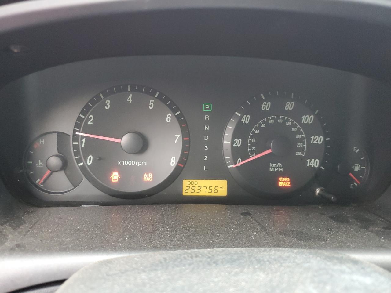 2005 Hyundai Elantra - Image 9