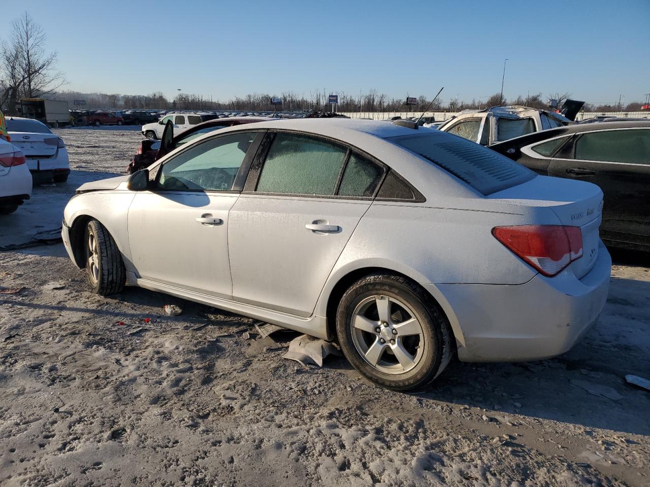 2015 Chevrolet Cruze - Image 2