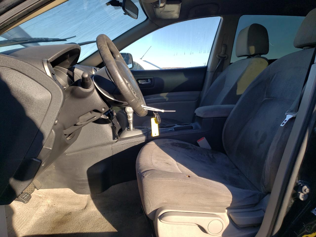 2015 Nissan Rogue - Image 7