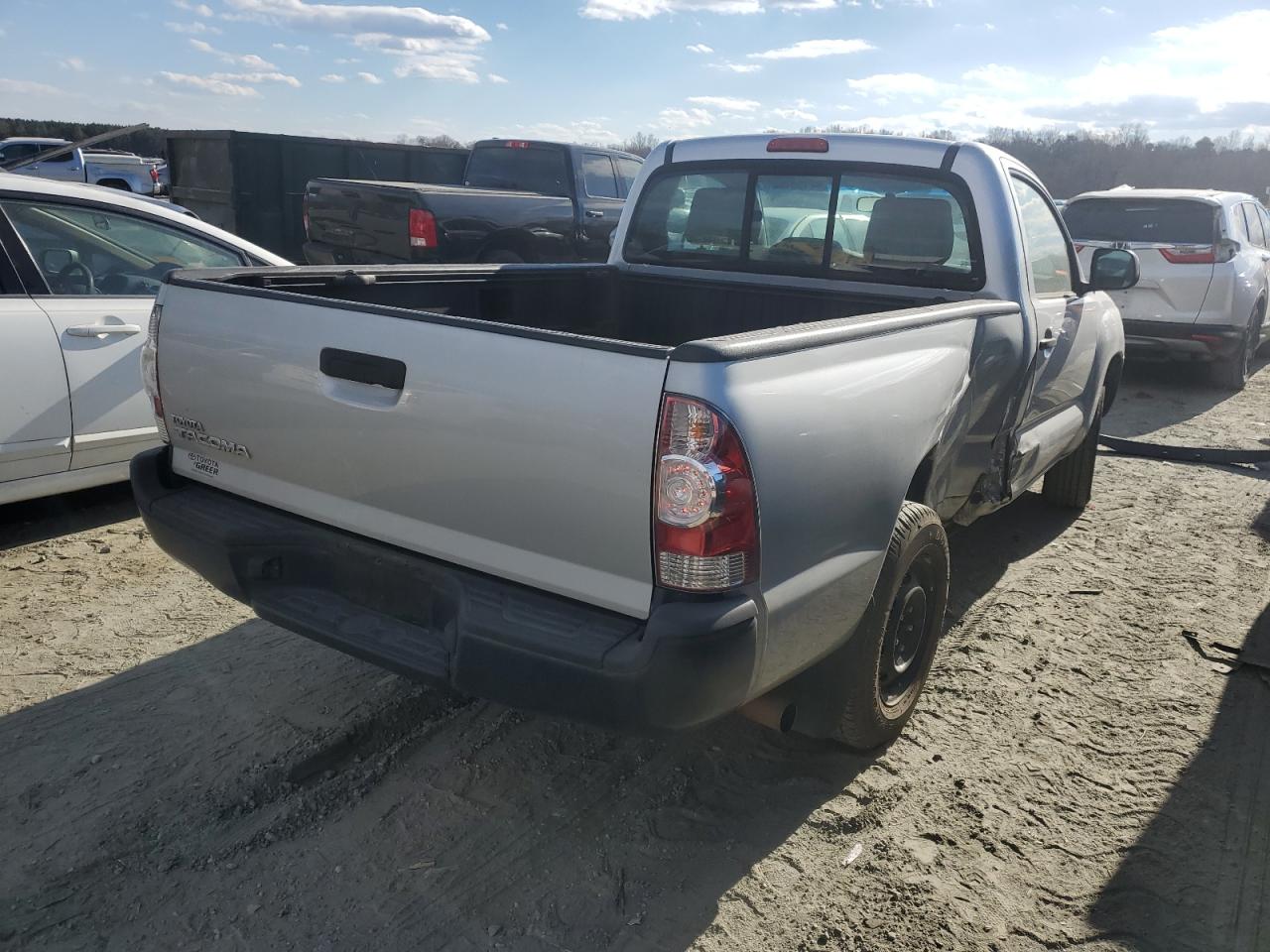 2011 Toyota Tacoma - Image 3
