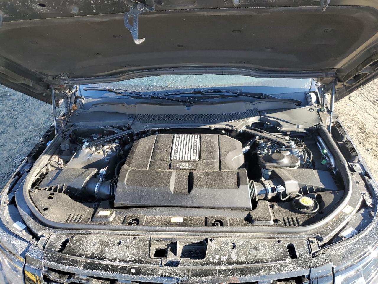 2019 Land Rover Range Rover - Image 13