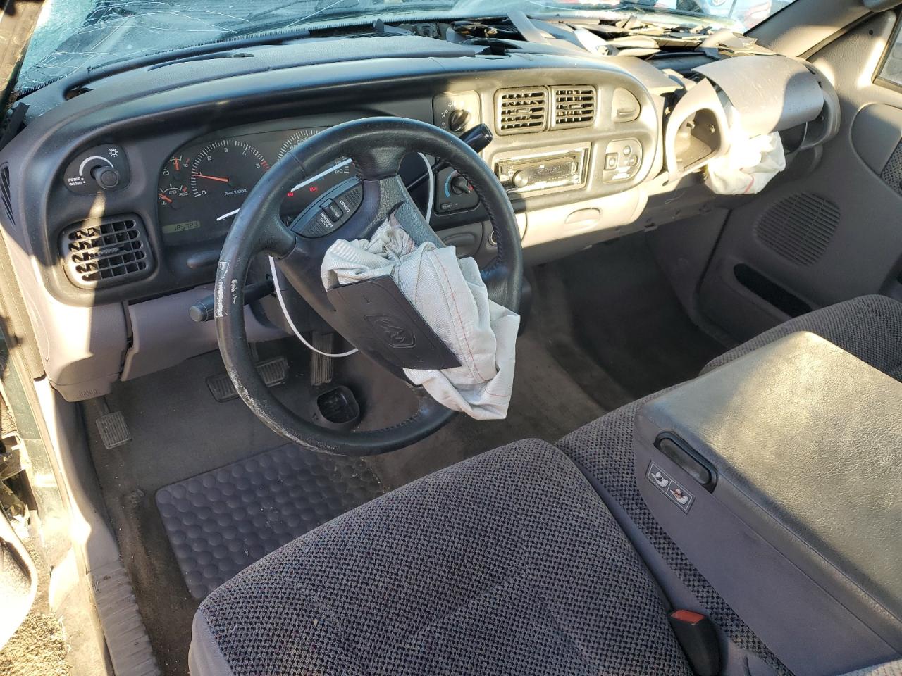 1998 Dodge RAM - Image 8