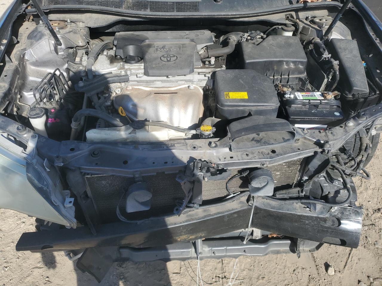 2012 Toyota Camry - Image 12