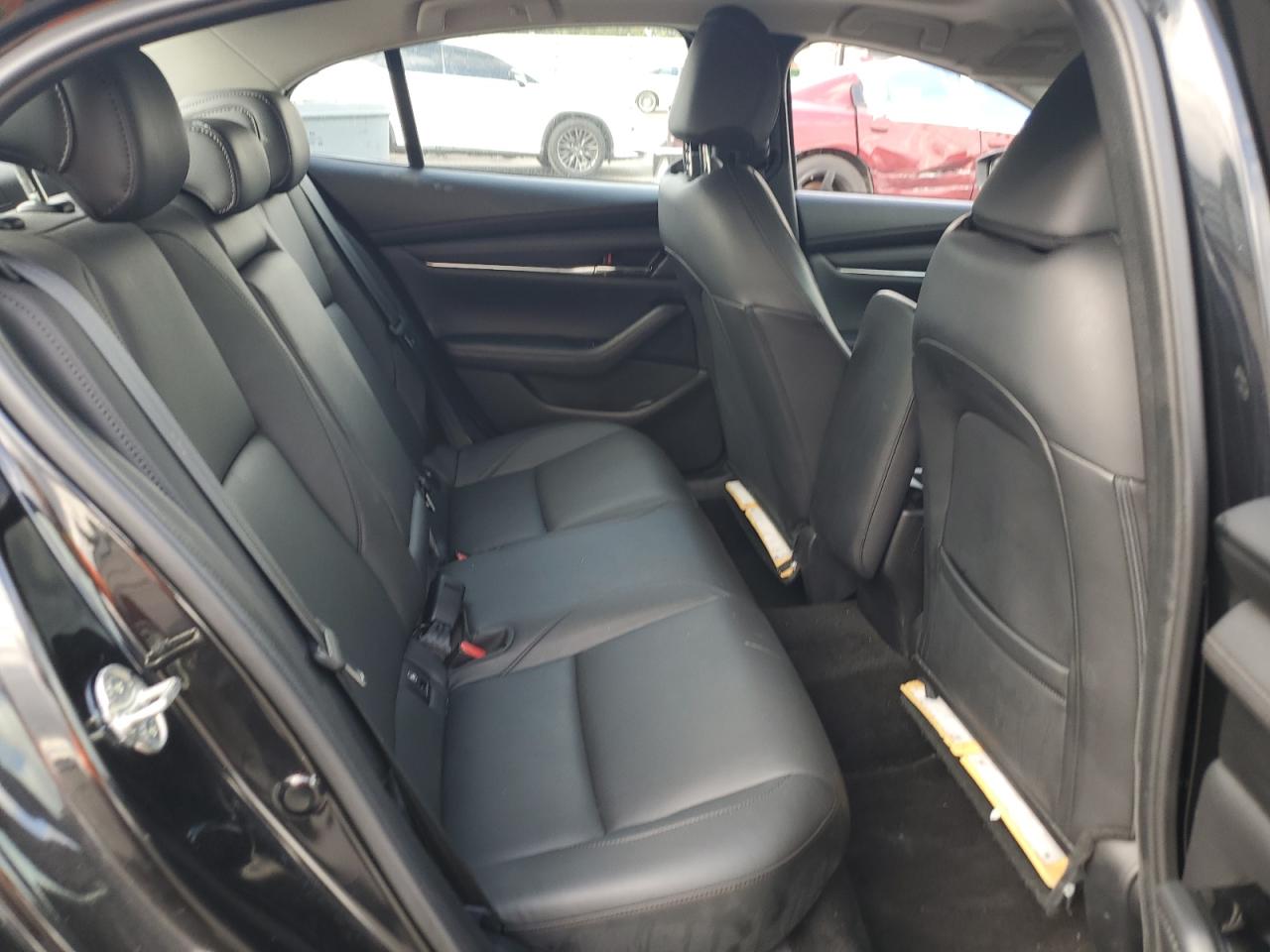 2022 Mazda 3 - Image 10