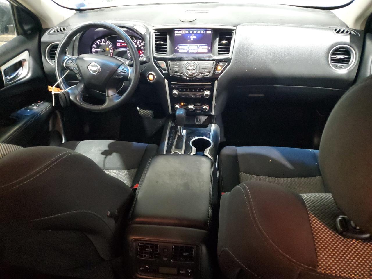 2019 Nissan Pathfinder - Image 8