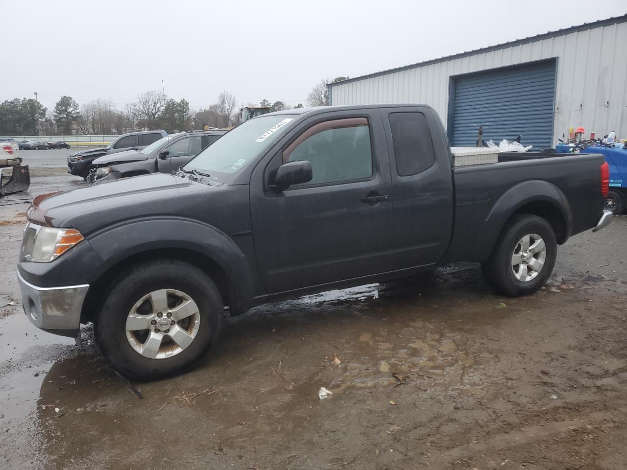2010 Nissan Navara (Frontier) - Image 1