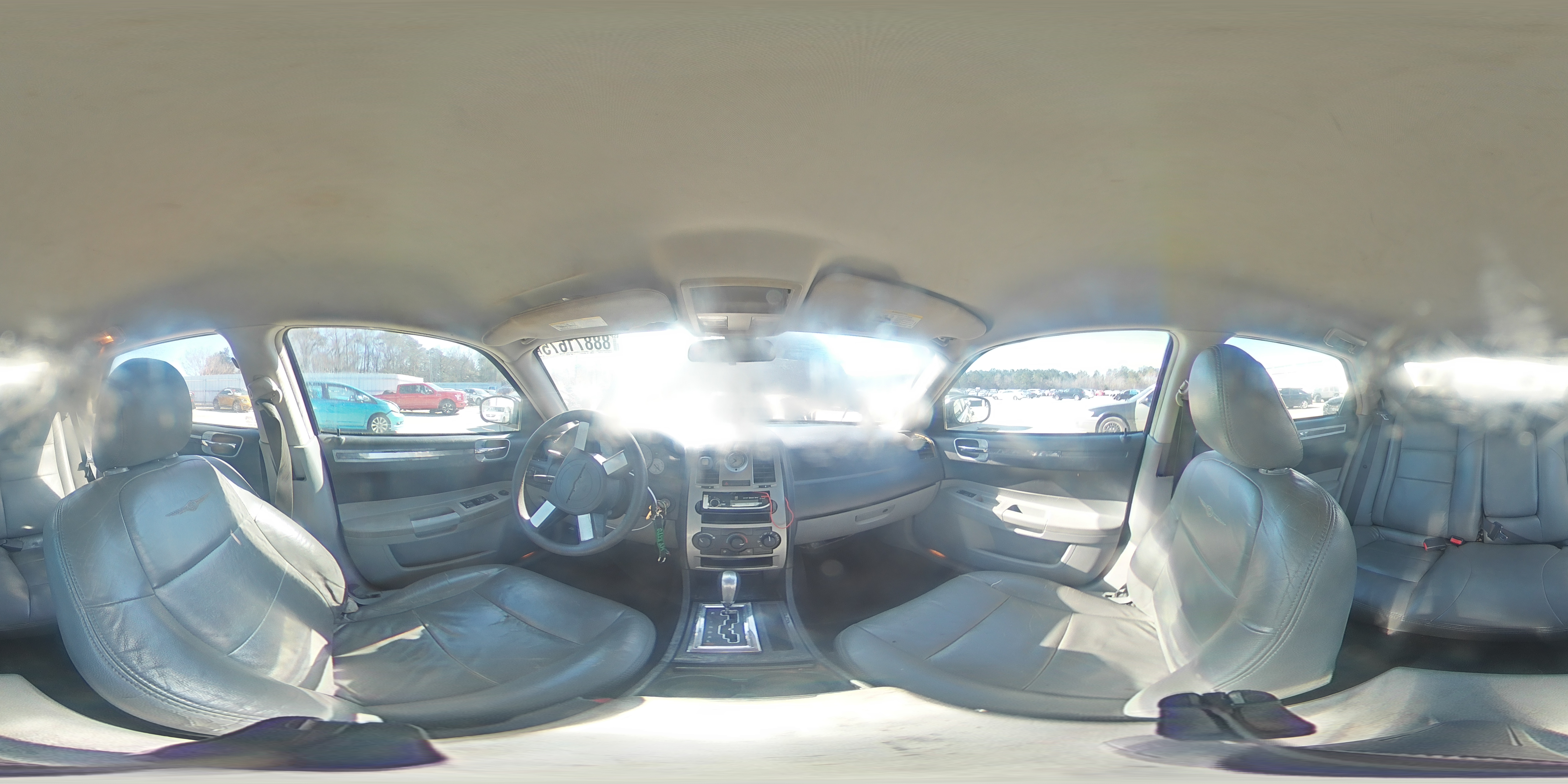 2007 Chrysler 300 - Image 12