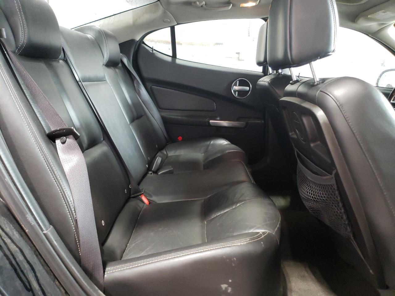 2007 Pontiac Grand Prix - Image 11